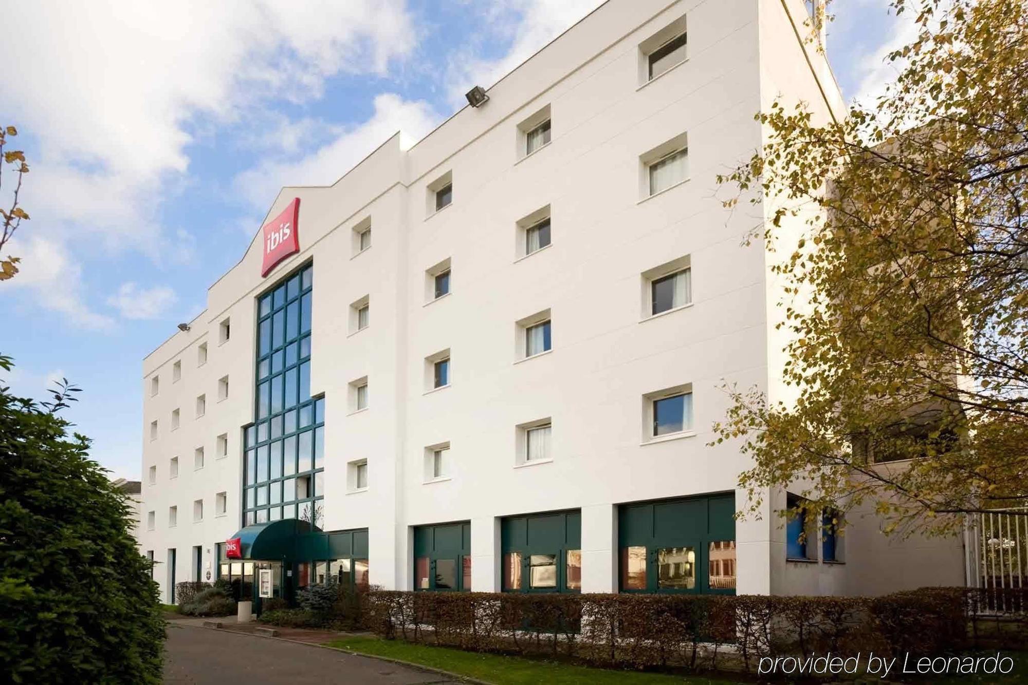 Ibis Paris Le Bourget Hotel La Courneuve Buitenkant foto