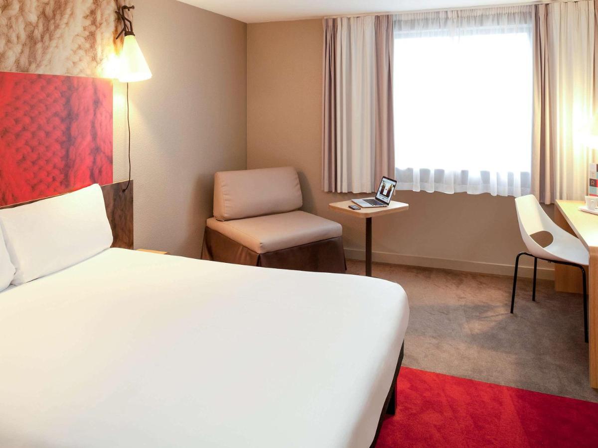 Ibis Paris Le Bourget Hotel La Courneuve Buitenkant foto